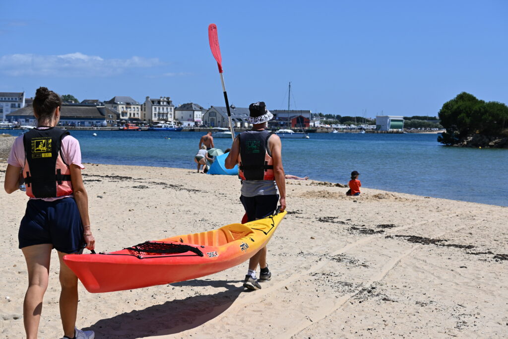 kayak, paddle